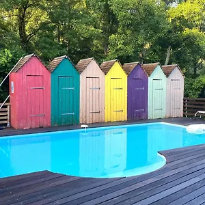  Bed & Breakfast Les Cabanons