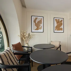 **** Hotel Elysee Secret Frankrijk